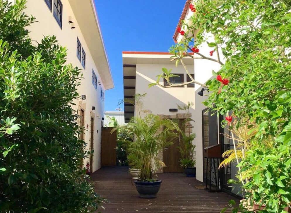 Nuchigusui no Yado Coco. 5 minutes’ walk to Fusaki Beach. A hidden retreat pension surrounded by nature